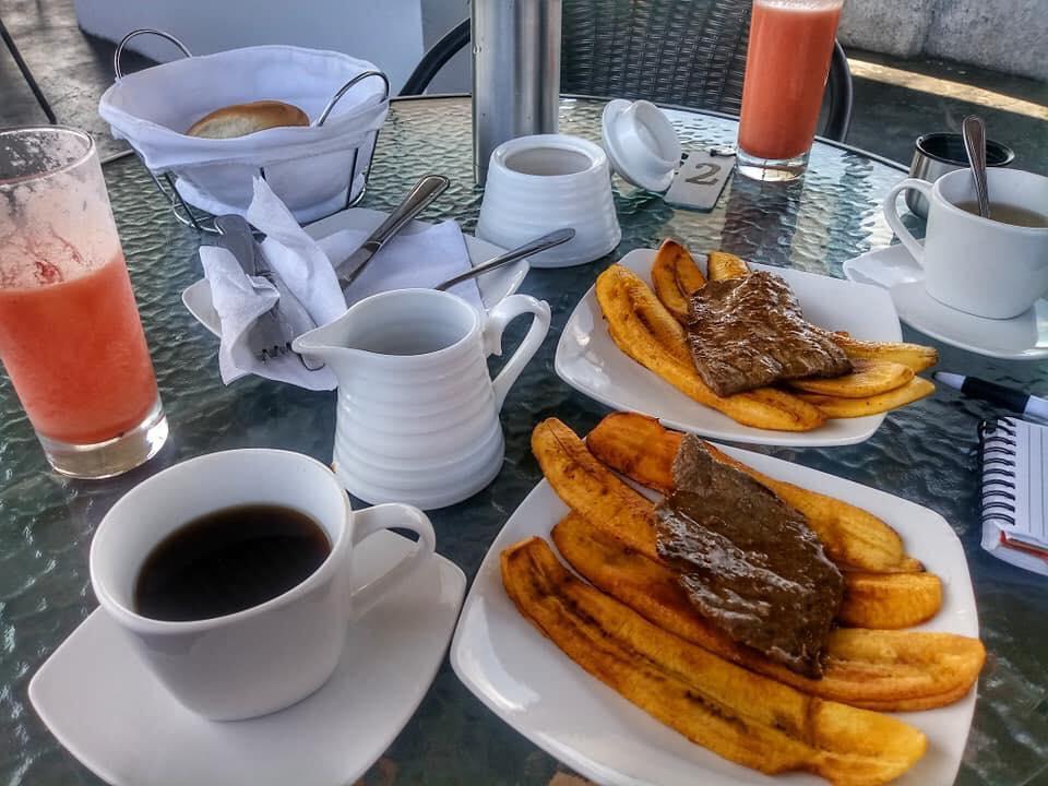 Hotel Central Tarapoto Buitenkant foto